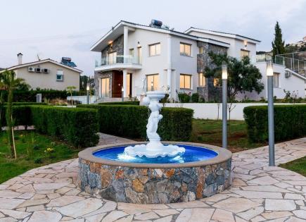 Villa for 3 500 000 euro in Limassol, Cyprus