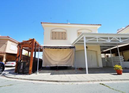 Villa per 250 000 euro a Larnaca, Cipro