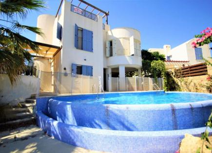 Villa per 550 000 euro a Paphos, Cipro