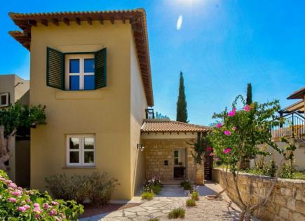 Townhouse for 520 000 euro in Paphos, Cyprus