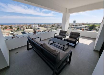 Apartment for 470 000 euro in Larnaca, Cyprus