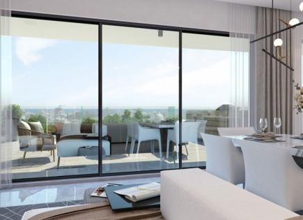 Apartment for 330 000 euro in Larnaca, Cyprus