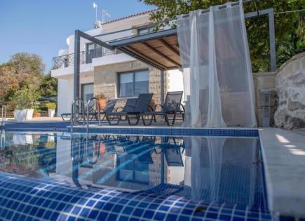 Villa para 700 000 euro en Pafos, Chipre