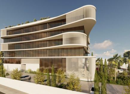 Proprietà commerciale per 32 800 000 euro a Paphos, Cipro