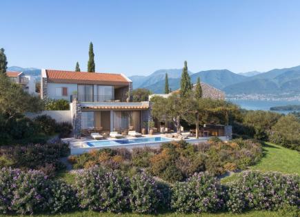 Villa for 2 532 000 euro in Tivat, Montenegro