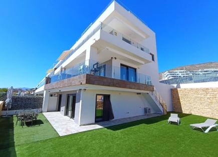 Apartamento para 1 750 euro por mes en Finestrat, España