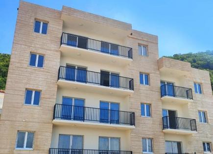 Wohnung für 125 000 euro in Petrovac, Montenegro