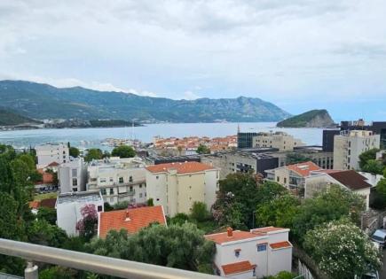 Piso para 240 000 euro en Budva, Montenegro