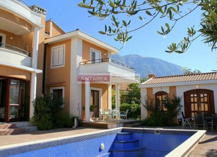 Villa für 1 320 000 euro in Kavač, Montenegro