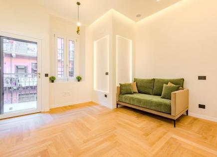Apartamento para 330 000 euro en Milán, Italia