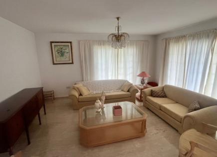 Appartement pour 1 600 Euro par mois à Géroskipou, Chypre