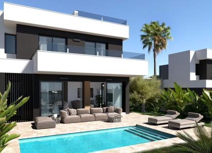 Villa for 555 000 euro in Ciudad Quesada, Spain