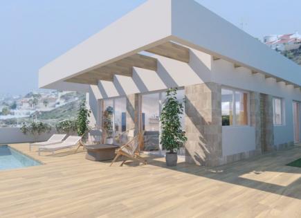 Villa for 418 000 euro in Ciudad Quesada, Spain