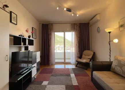 Piso para 220 000 euro en Budva, Montenegro