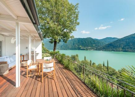 Villa for 2 250 000 euro in Lake Lugano, Italy