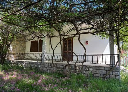 Casa para 170 000 euro en Sutomore, Montenegro