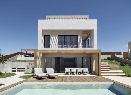 Villa for 760 000 euro in Finestrat, Spain