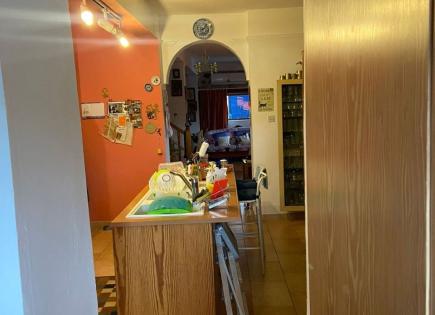 Mietshaus für 285 000 euro in Kalo Chorio, Zypern