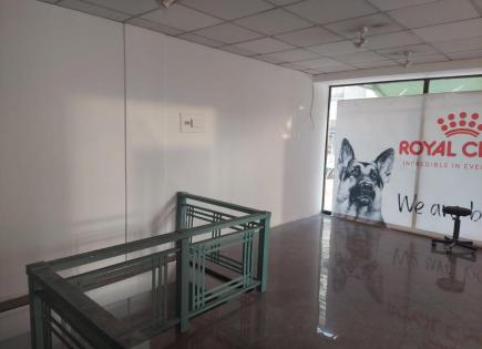 Shop for 350 000 euro in Limassol, Cyprus