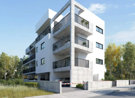 Commercial apartment building for 1 730 000 euro in Agios Athanasios, Cyprus