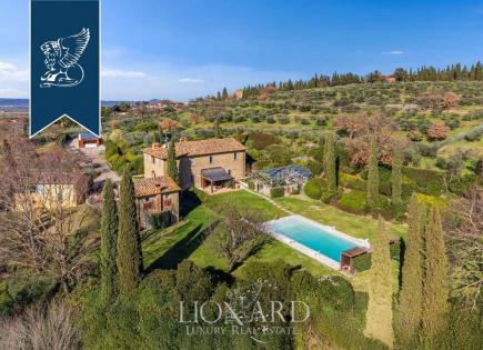 Villa in Arezzo, Italy (price on request)