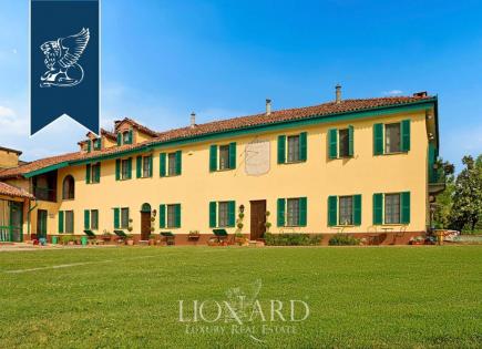 Granja para 1 200 000 euro en Asti, Italia