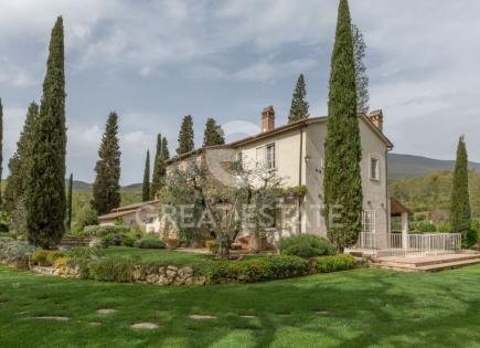 House for 2 480 000 euro in Cetona, Italy