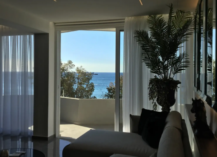 Apartamento para 3 500 euro por mes en Limasol, Chipre
