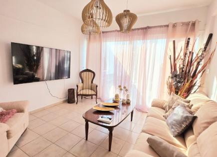 Appartement pour 3 850 Euro par mois à Agios Tychon, Chypre