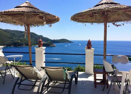 Maisonette for 320 000 euro in Corfu, Greece