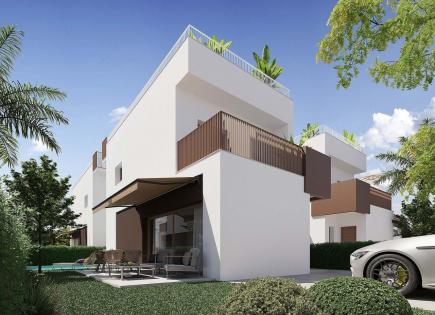Villa for 540 000 euro in La Marina, Spain