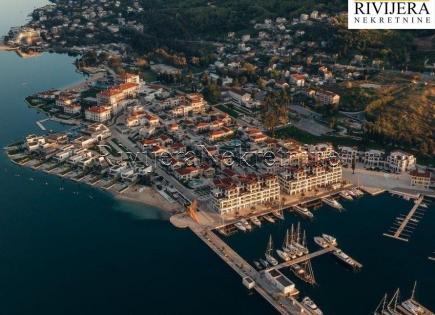 Penthouse for 3 560 000 euro in Herceg-Novi, Montenegro
