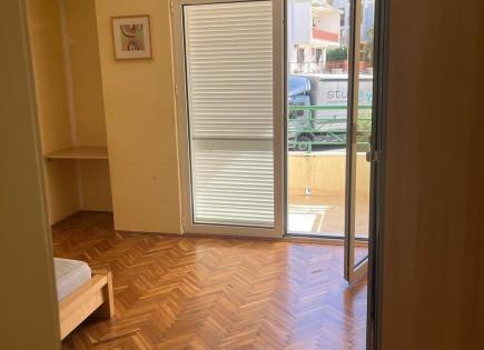 Apartamento para 195 000 euro en Becici, Montenegro