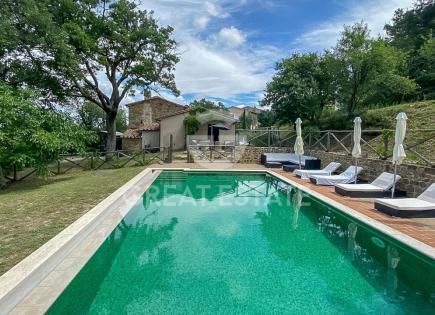 House for 720 000 euro in Italy
