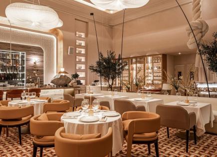 Cafetería, restaurante para 1 550 000 euro en Barcelona, España