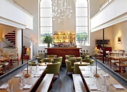 Cafe, restaurant for 1 500 000 euro in Barcelona, Spain