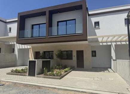 Casa adosada para 365 900 euro en Limasol, Chipre