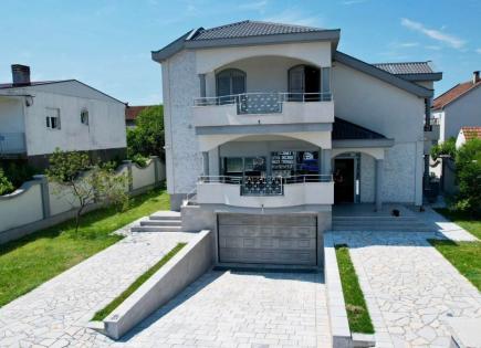 Villa für 683 000 euro in Podgorica, Montenegro