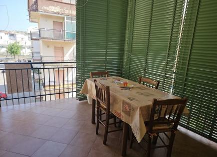 Flat for 48 000 euro in Scalea, Italy