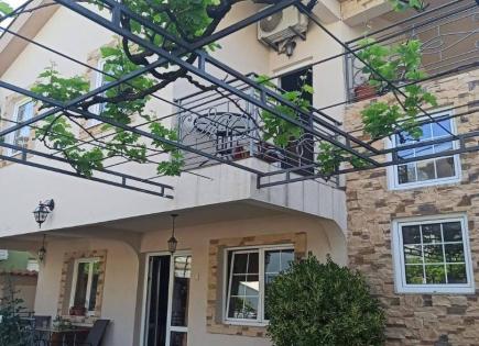 Casa para 265 000 euro en el Bar, Montenegro