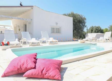 Villa para 650 000 euro en Ostuni, Italia