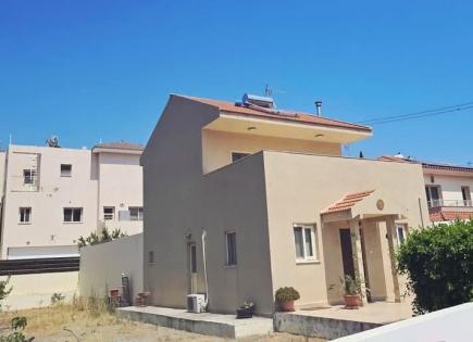 Maison pour 1 800 Euro par mois à Agios Athanasios, Chypre