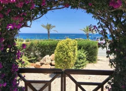 Villa for 750 000 euro in Paphos, Cyprus