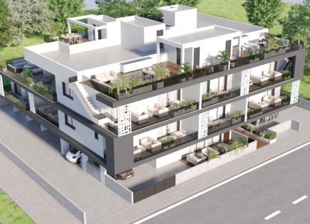 Apartamento para 295 000 euro en Lárnaca, Chipre