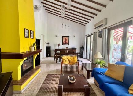 Bungalow pour 255 000 Euro à Paphos, Chypre