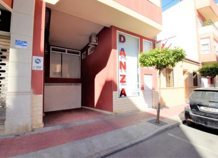 Commercial property for 110 000 euro in Guardamar del Segura, Spain