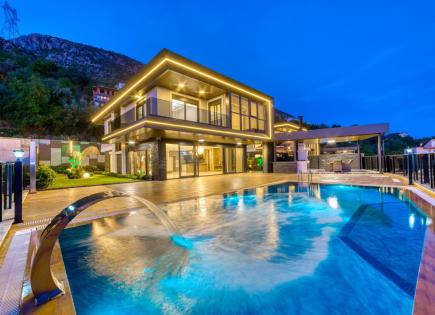 Villa pour 1 550 000 Euro à Kestel, Turquie
