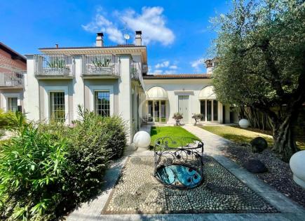 Villa para 985 000 euro por Lago Iseo, Italia