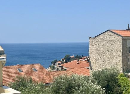 Piso para 260 000 euro en Sveti Stefan, Montenegro