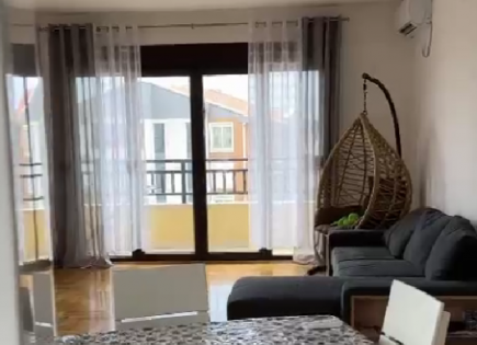 Flat for 220 000 euro in Montenegro